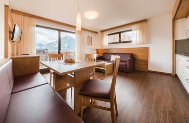 Pensione Hahnenkamm 3 Stelle Schenna, Schenna, Alto Adige, Hotel per escursionisti Pensione Hahnenkamm 3 Stelle Schenna, Schenna, Alto Adige