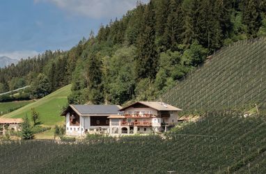 Ferienwohnungen AußerflarerhofSchenna, Schenna, Südtirol, Wanderhotel Ferienwohnungen AußerflarerhofSchenna, Schenna, Südtirol, Wanderhotel